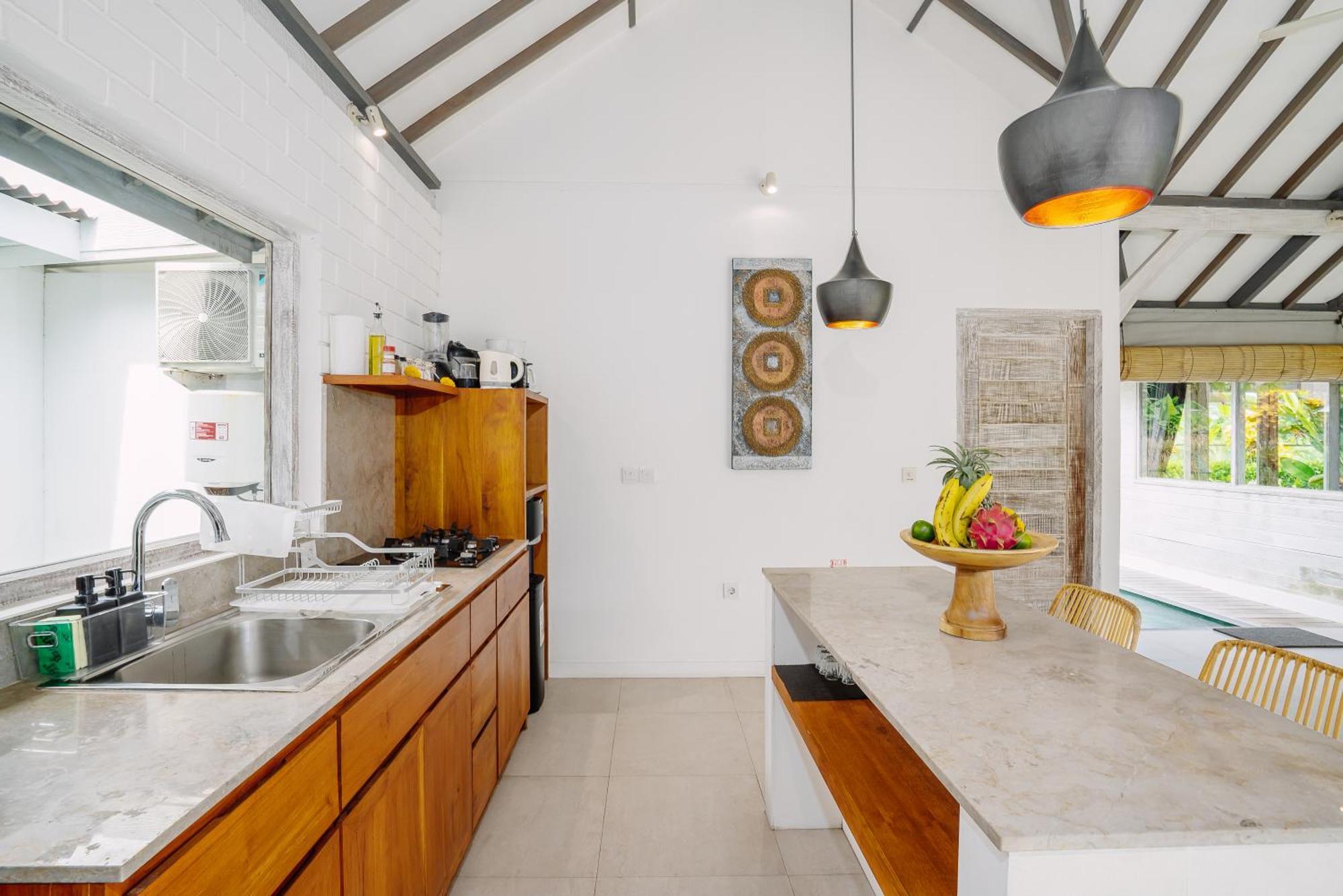 Villa Pima, Sumptuous 2br Private Surrounded By Rice Fields In A Quiet Area