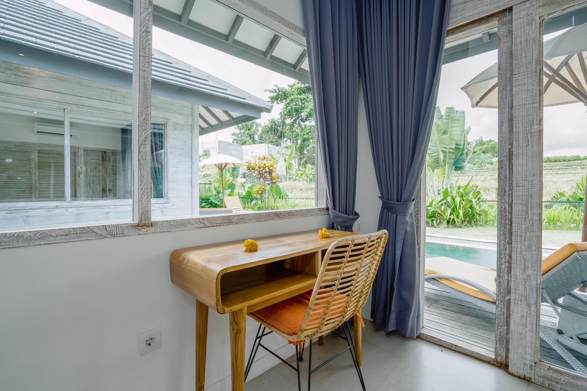 Villa Pima, Sumptuous 2br Private Surrounded By Rice Fields In A Quiet Area Canggu