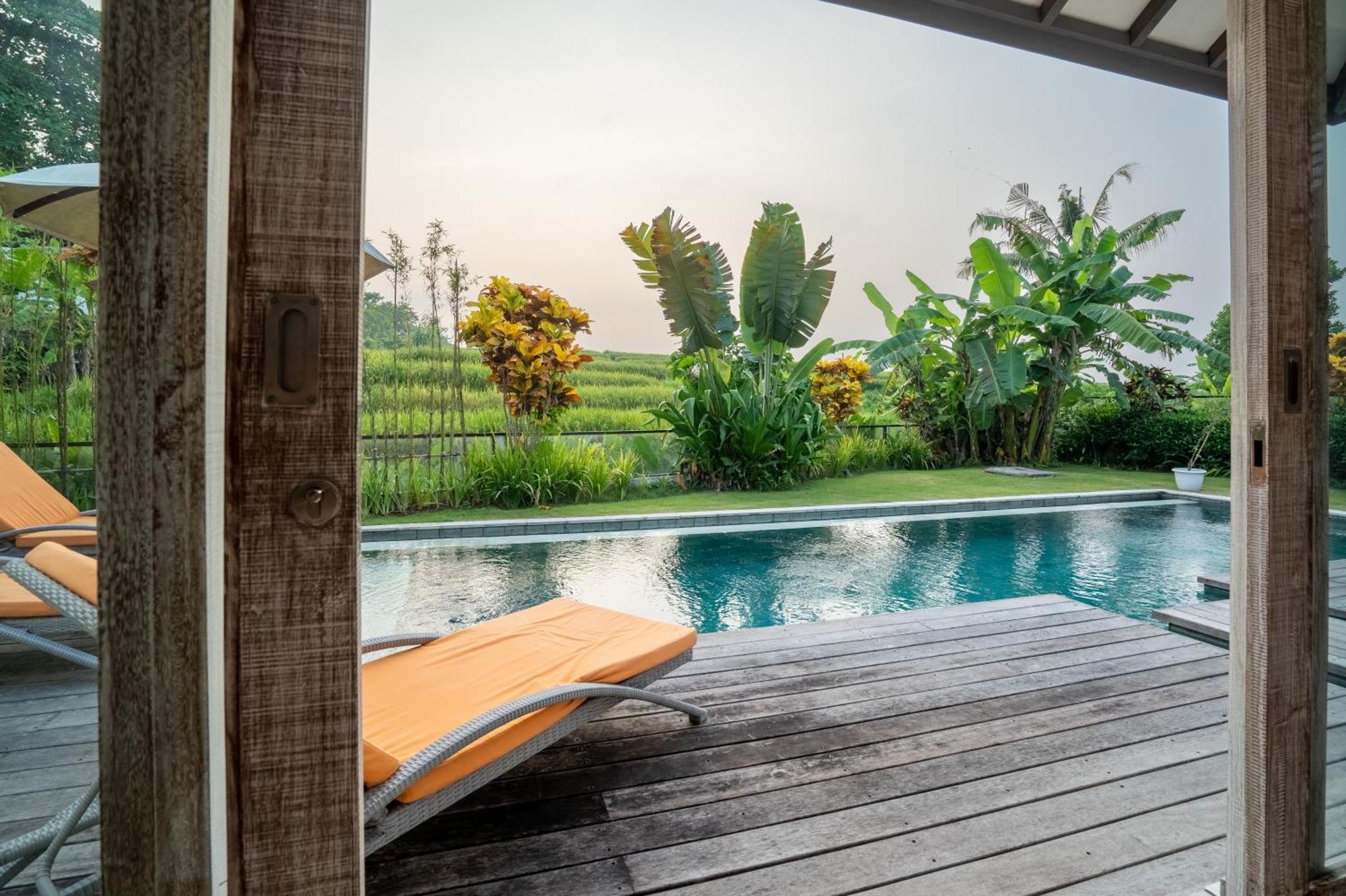 Pima, Sumptuous 2br Private Surrounded By Rice Fields In A Quiet Area Villa Canggu